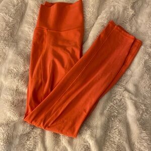 Size small vuori leggings